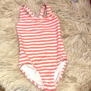 ❌ SOLD ❌ Girls one piece swimsuit